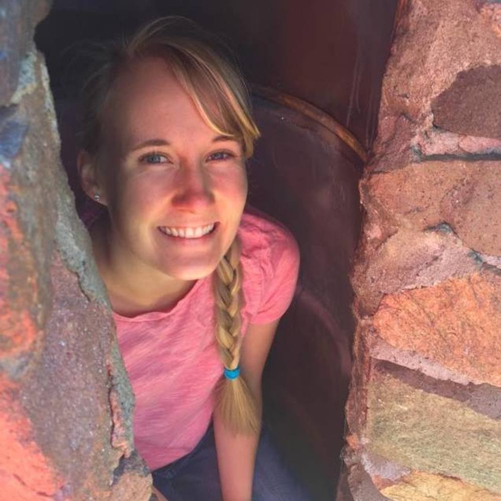 Meet your Posher, Emma